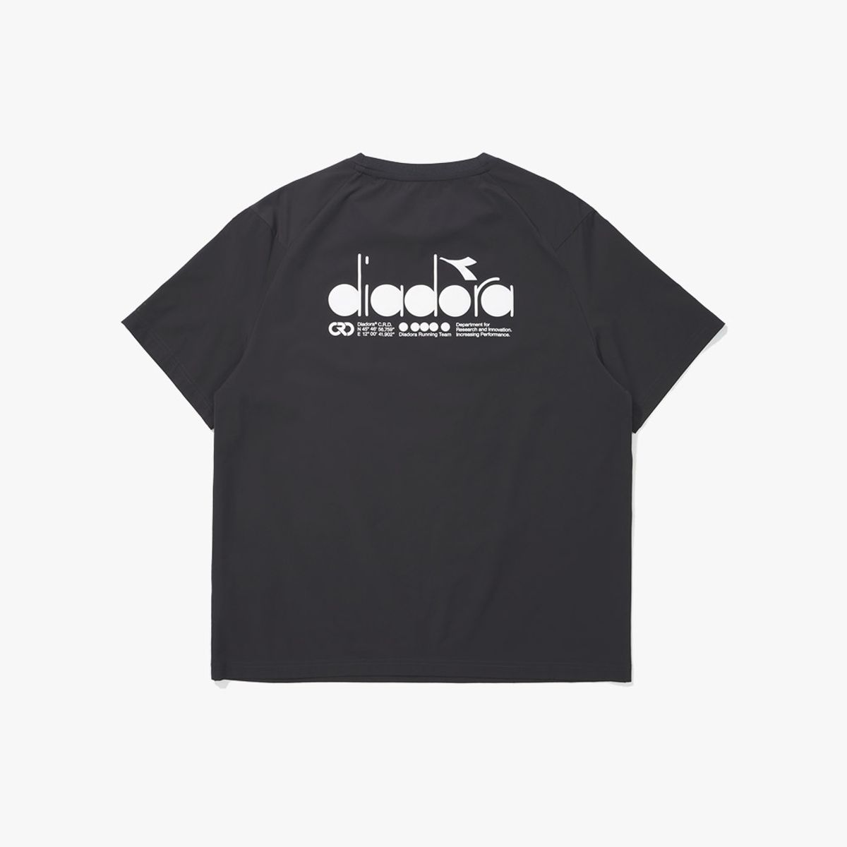 디아도라(diadora) 러닝 쿨링 반팔 피스테 DARK GREY
