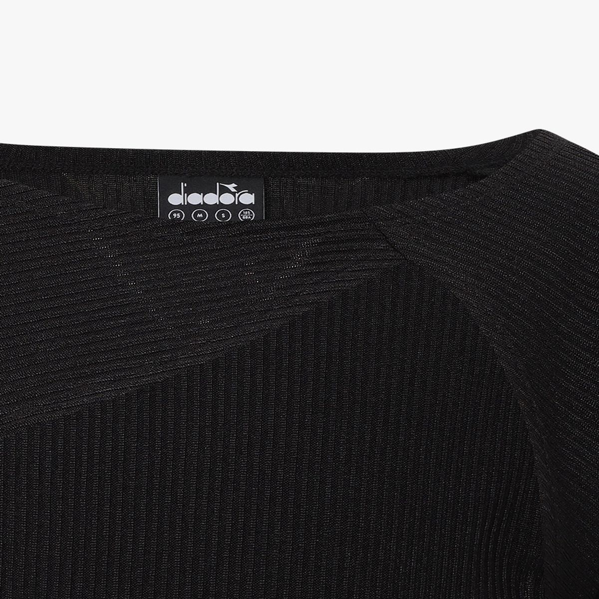디아도라(diadora) 플레르 소프트 커버업 BLACK