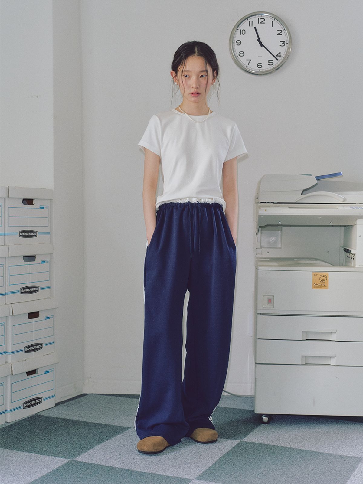 로우비(LOWBI) LACE WIDE PANTS NAVY