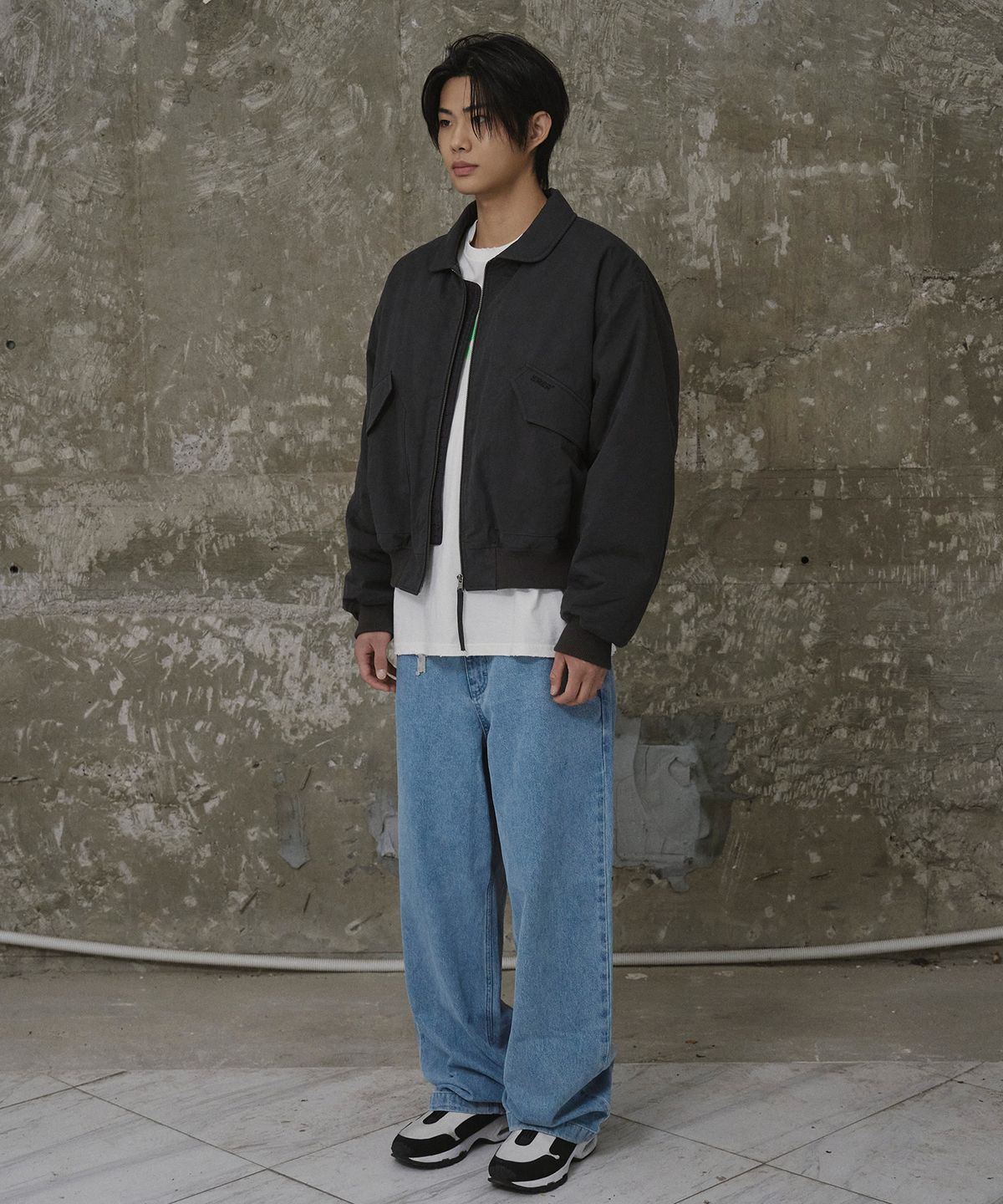 에르에르(ERER) Embroidered Detail Denim Pants Indigo