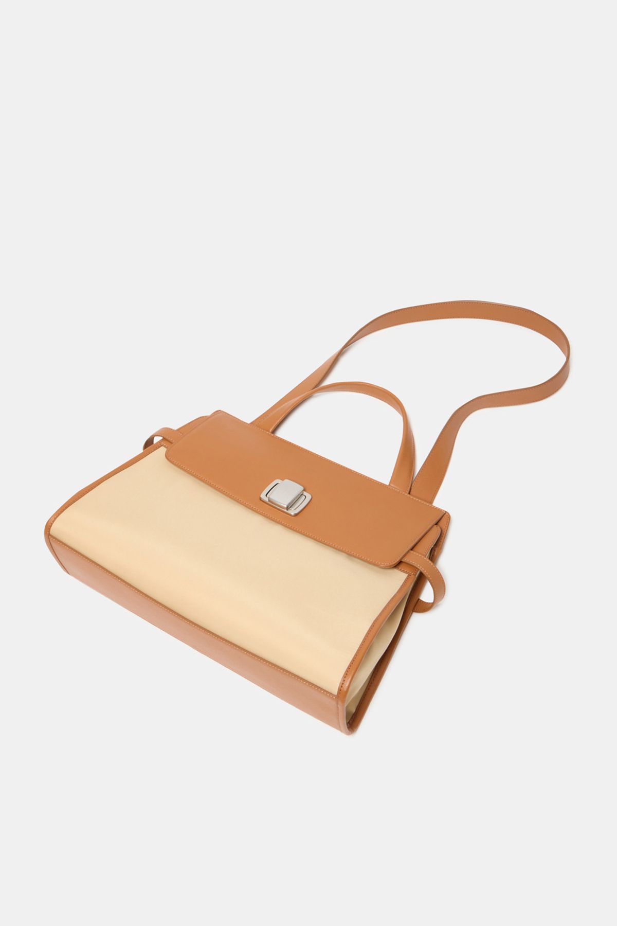 쿠론(COURONNE) Facade Noa Tote 36 Nylon_RCBTX25142CMX