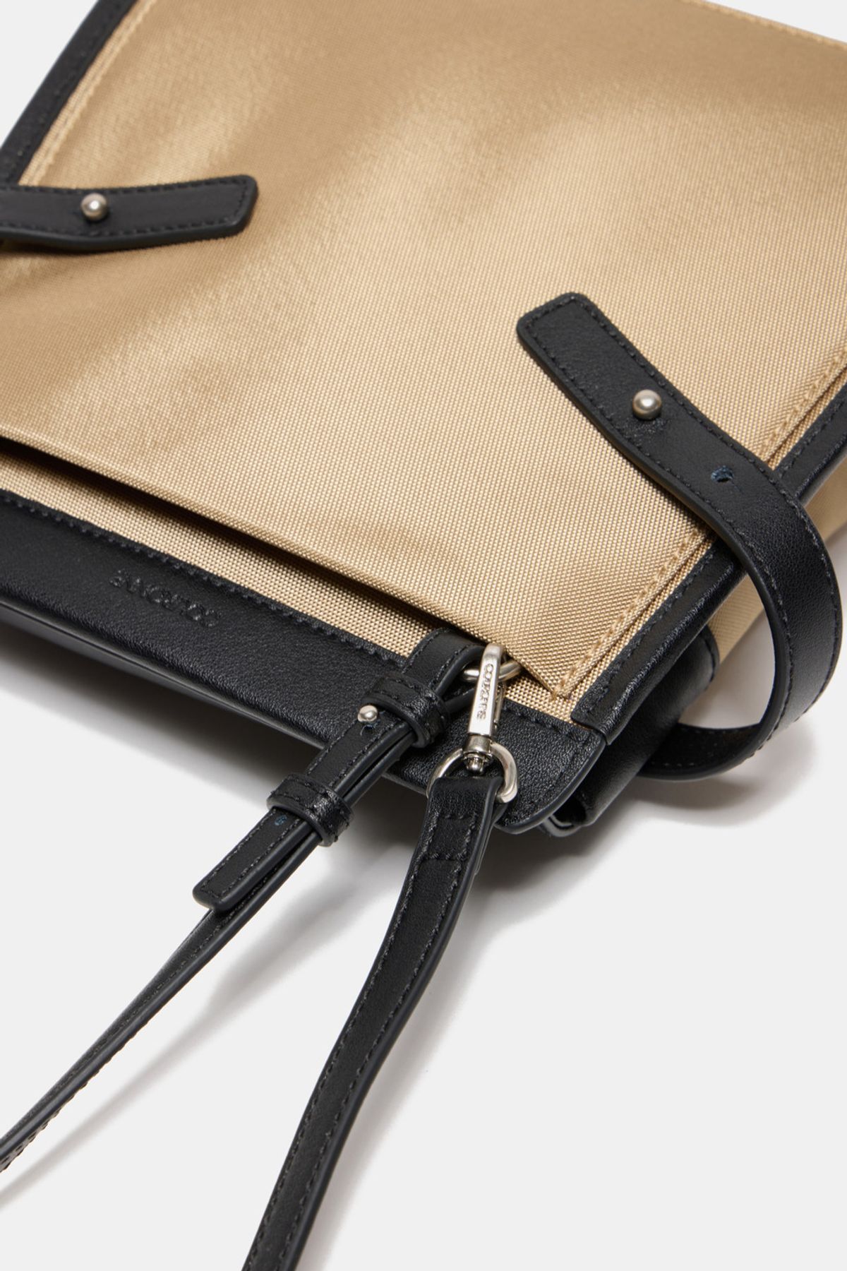 쿠론(COURONNE) Facade Noa Cross 23 Nylon_RCBRX25144BKX