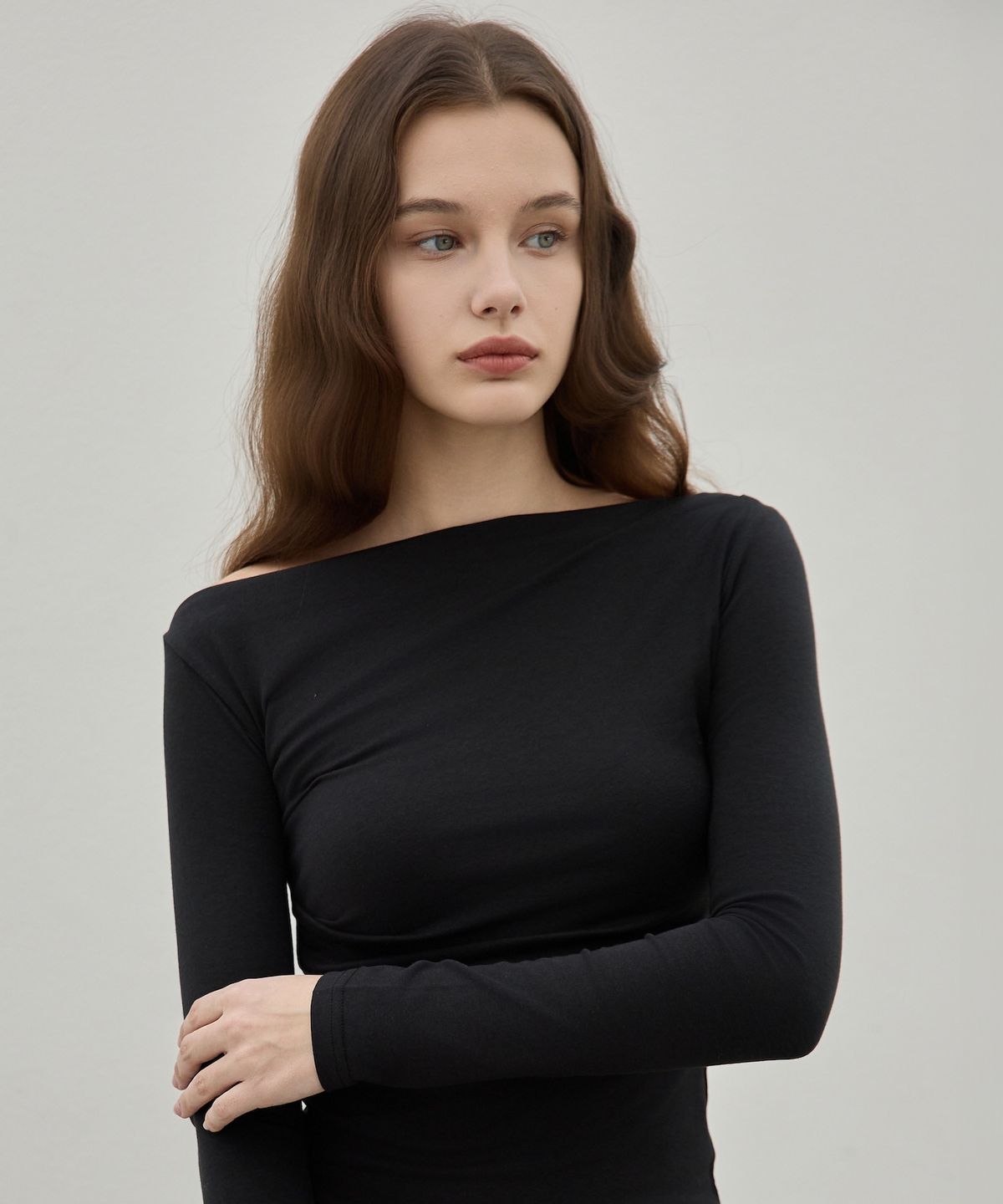 엘리오티(ELLIOTI) Unbalanced Draped LS Ts_2Color