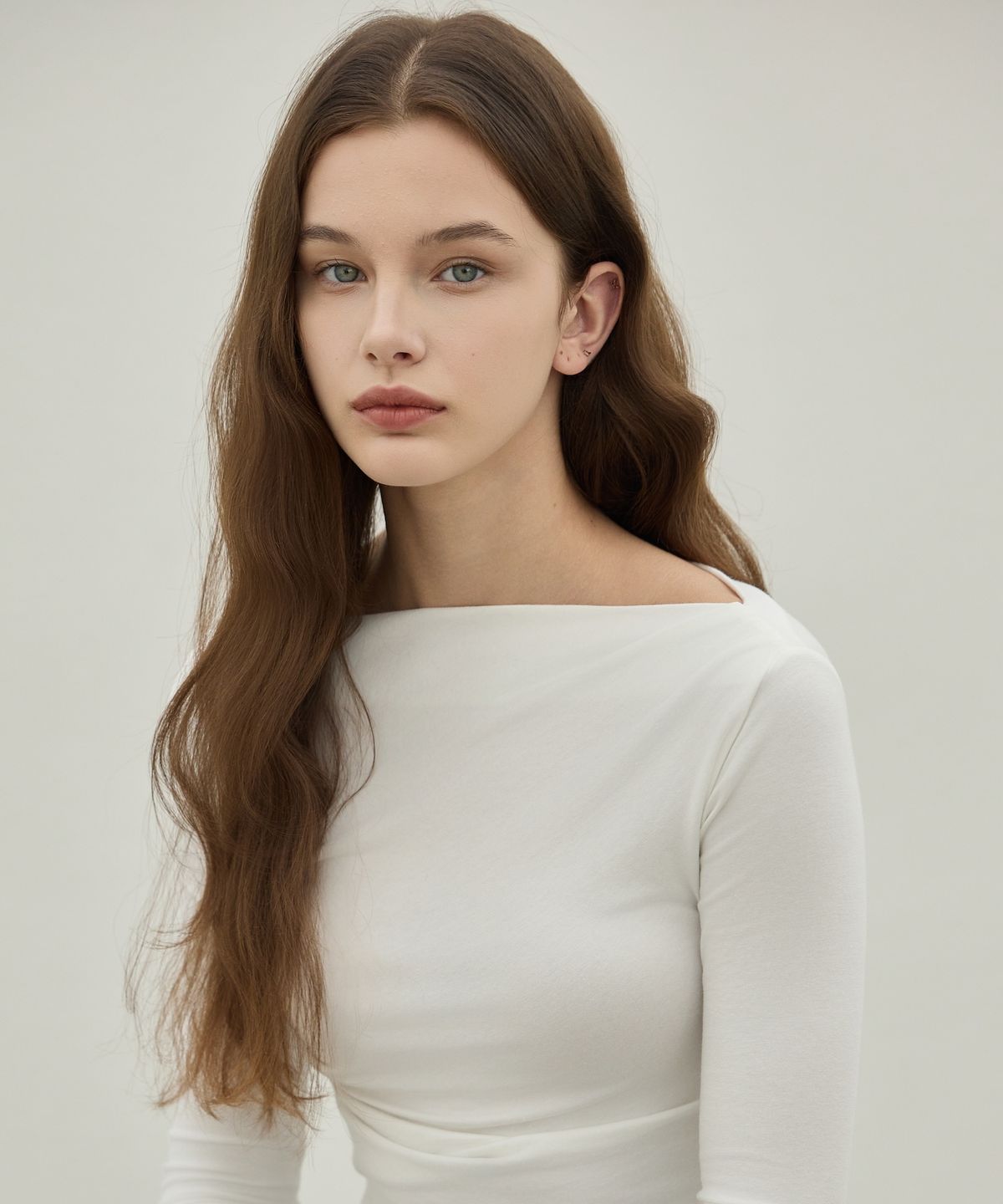 엘리오티(ELLIOTI) Unbalanced Draped LS Ts_2Color
