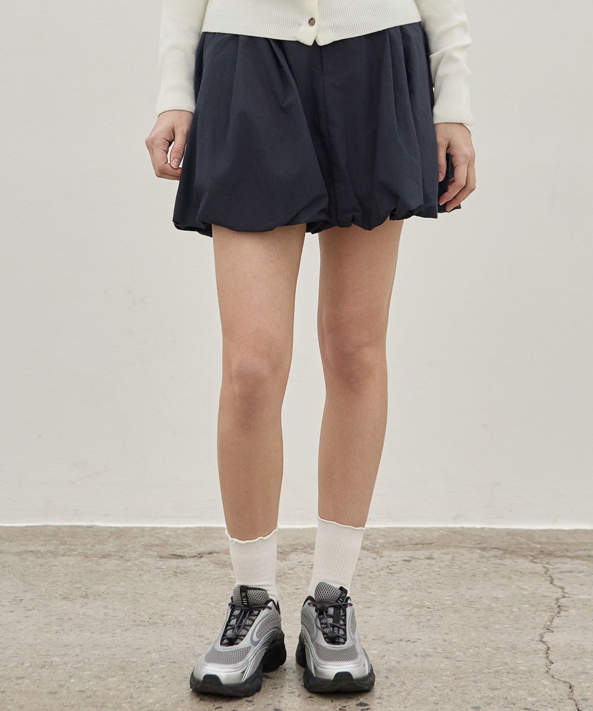 엘리오티(ELLIOTI) Nylon Balloon Skirts_2Color