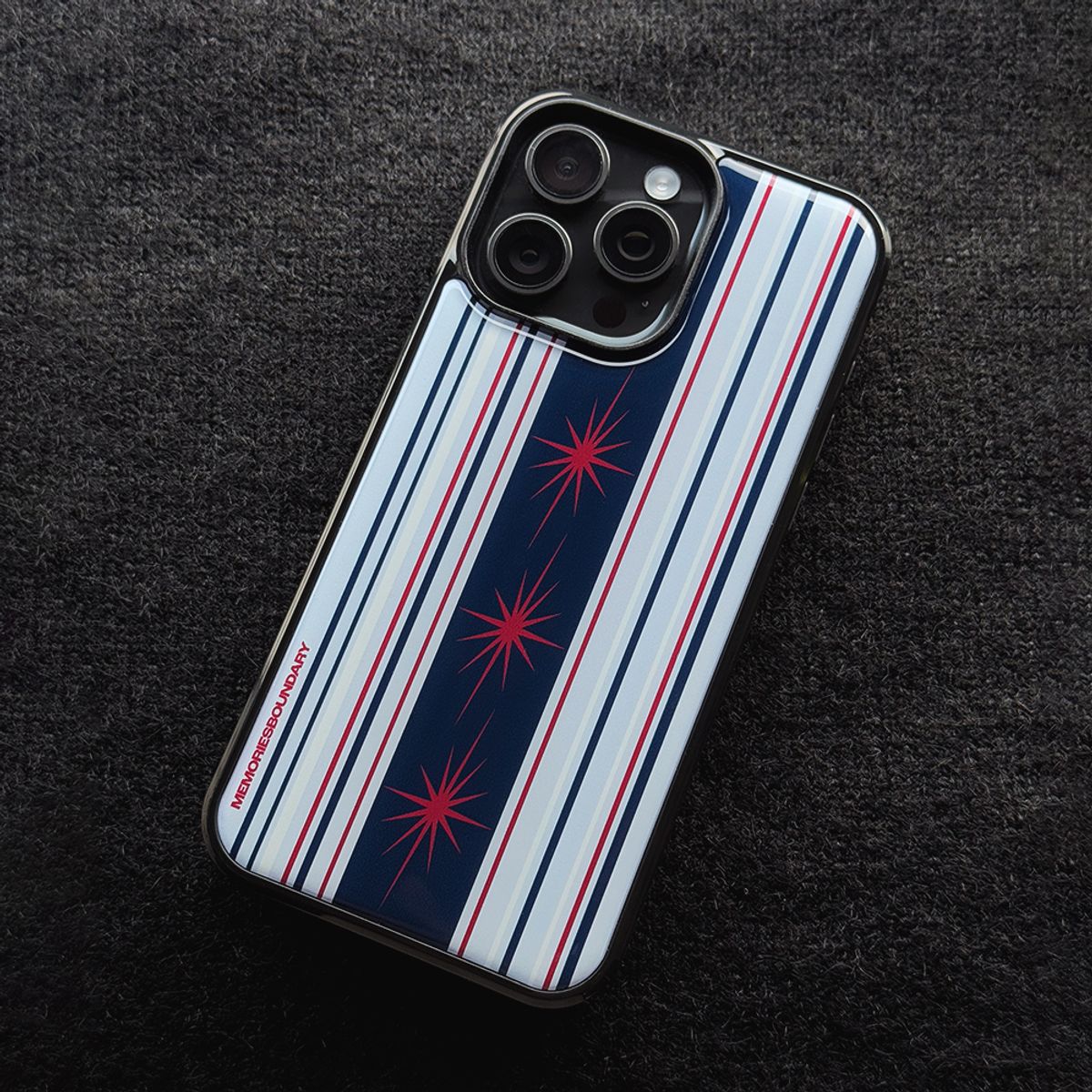 메모리즈바운더리(MEMORIESBOUNDARY) D.O.S Stripe Phone Case (Midnight Navy)
