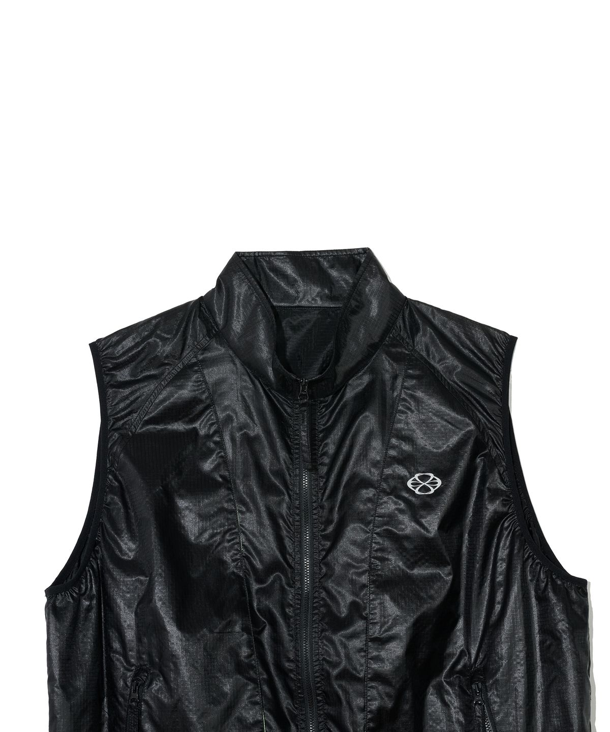 논타입(NONTYPE) HIDDEN EFFECT LIGHT WIND VEST (BLACK)