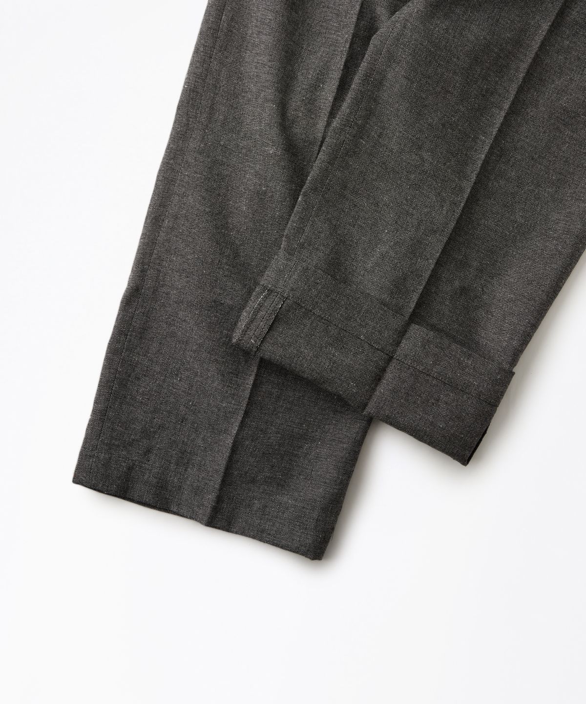 아웃스탠딩(OUTSTANDING) LINEN COTTON COMFORT PANTS_CHARCOAL