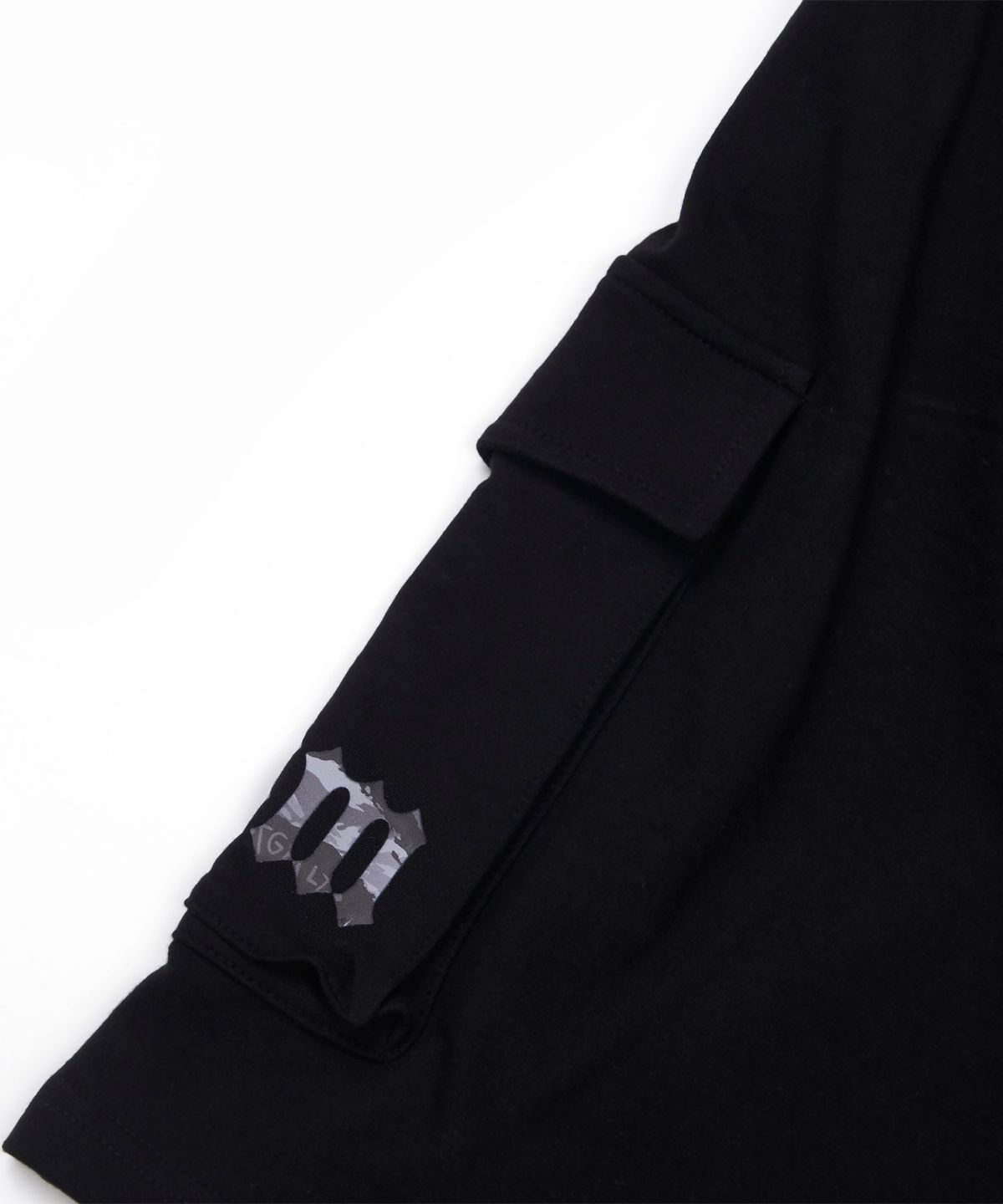 스티그마(STIGMA) Tiger Camouflage STGM Wide Cargo Bermuda Pants Black