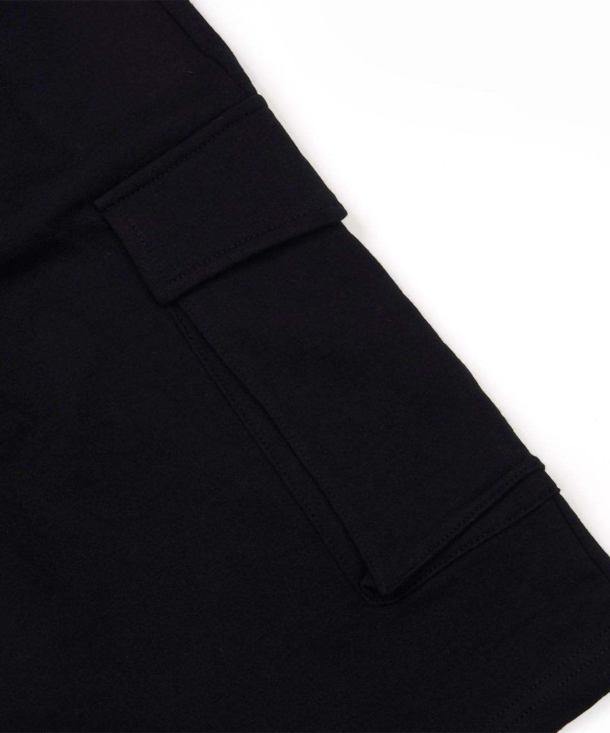 스티그마(STIGMA) Tiger Camouflage STGM Wide Cargo Bermuda Pants Black