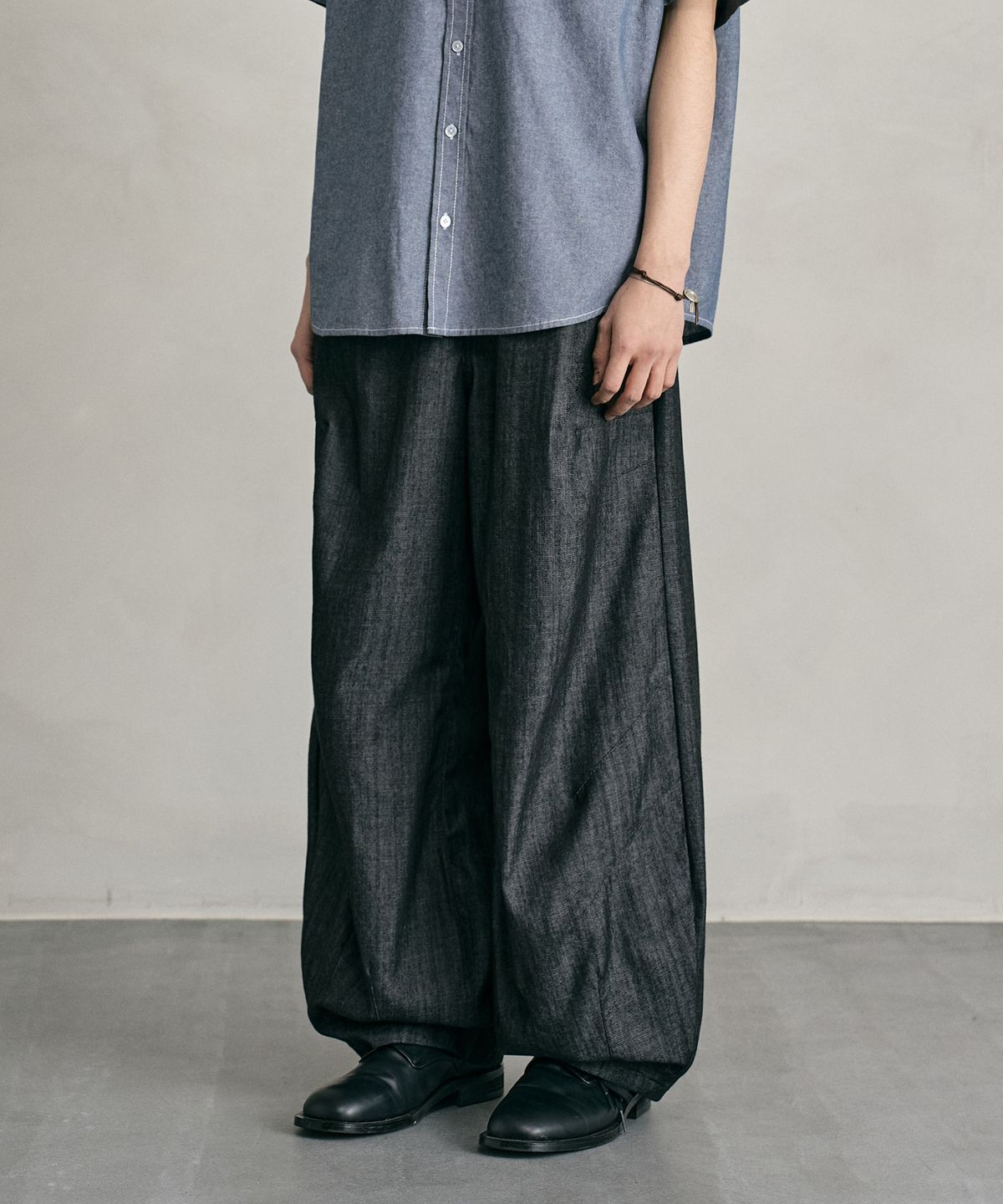 데케트(DECET) [린넨라이크]Linen Like Balloon Wide Jeans DCPT060CPBlack