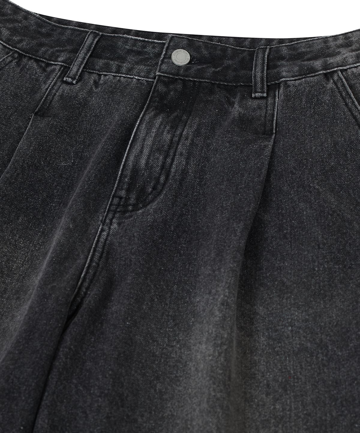 스탠다드에러(STANDARDERROR) 87-STAN173 [내추럴] 미스티 크랙 워싱 핀턱 버뮤다 데님팬츠 빈티지 블랙
