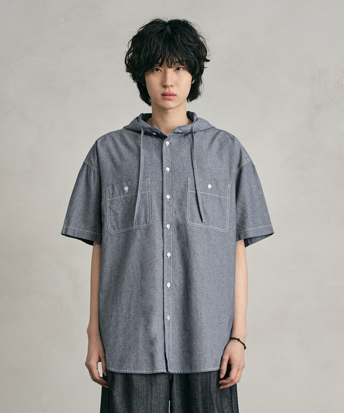데케트(DECET) Chambray Over Hood Short Shirt DCSH013LightBlue
