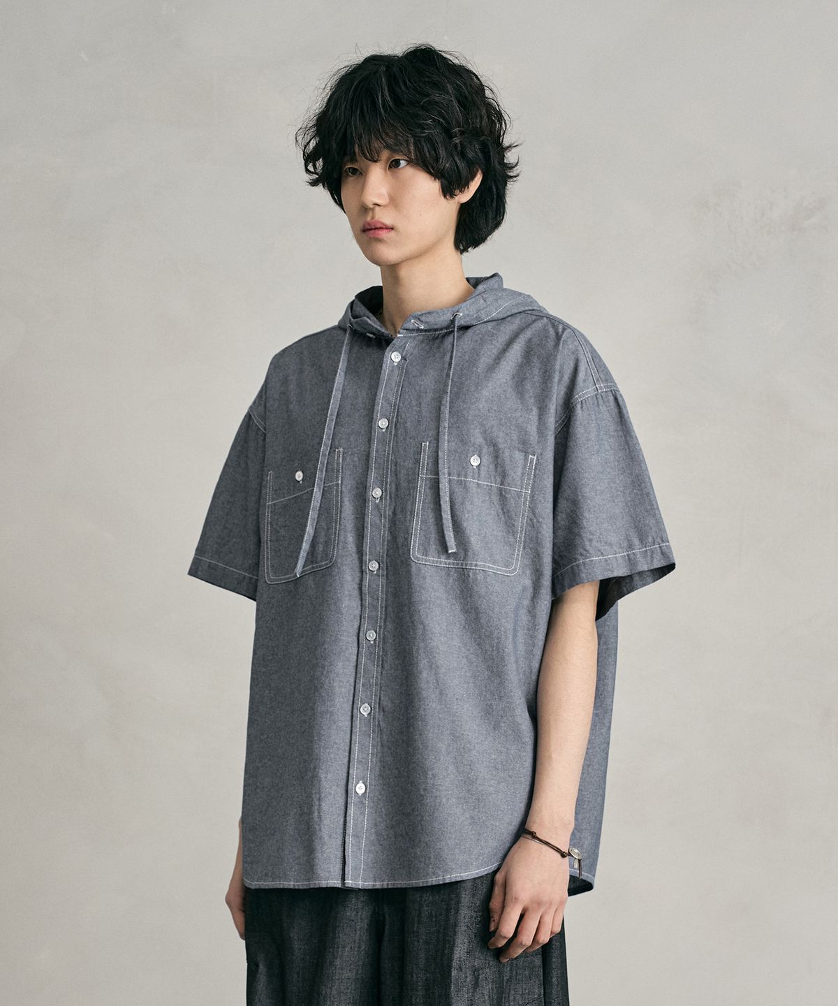 데케트(DECET) Chambray Over Hood Short Shirt DCSH013LightBlue