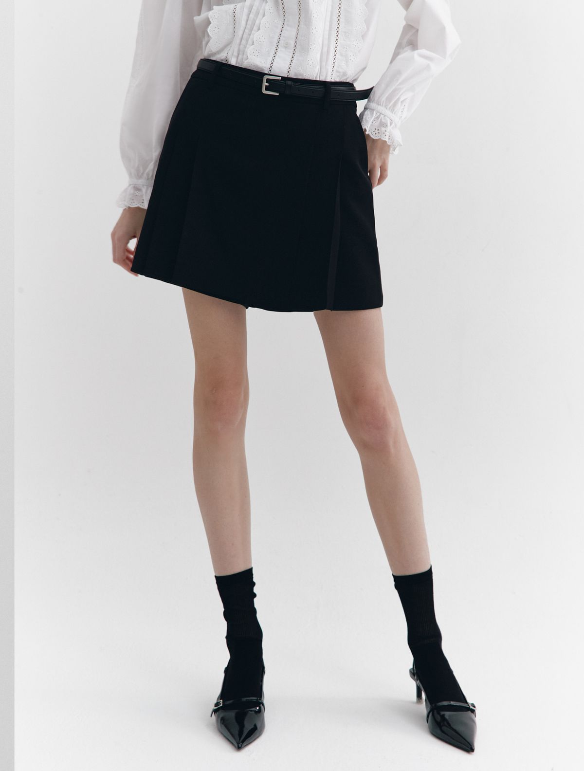 그레이데시온(GRAYDATION) Pleats Wrap Skirt-type Shorts BLACK