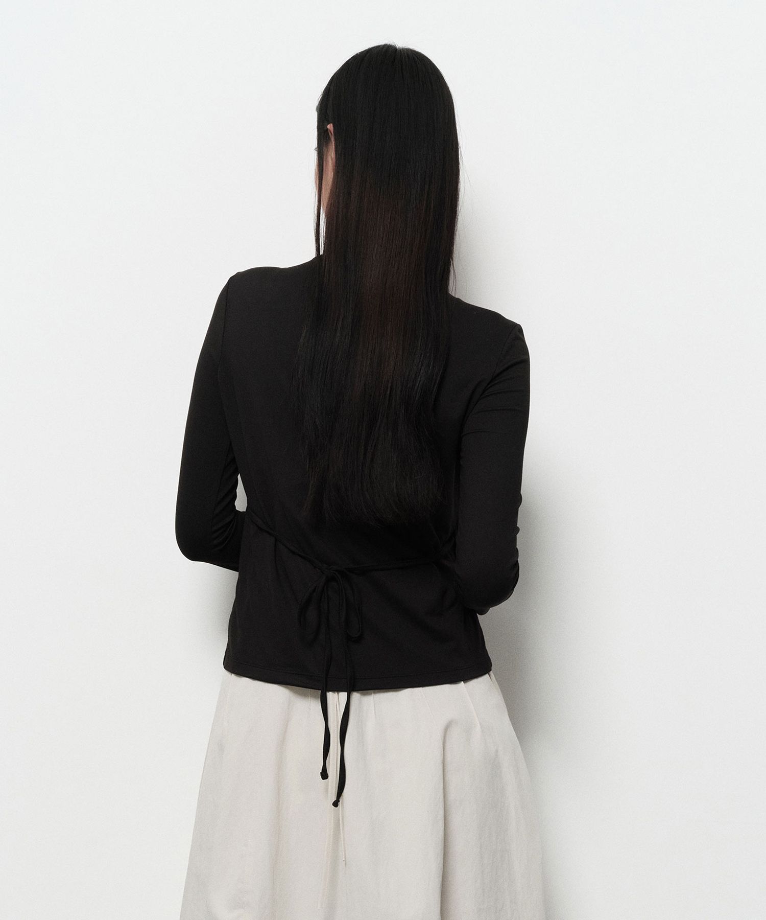 韓国商品/DIAGONAL STRING WRAP TOP MUSINSA | DIAGONAL STRING WRAP TOP (black)