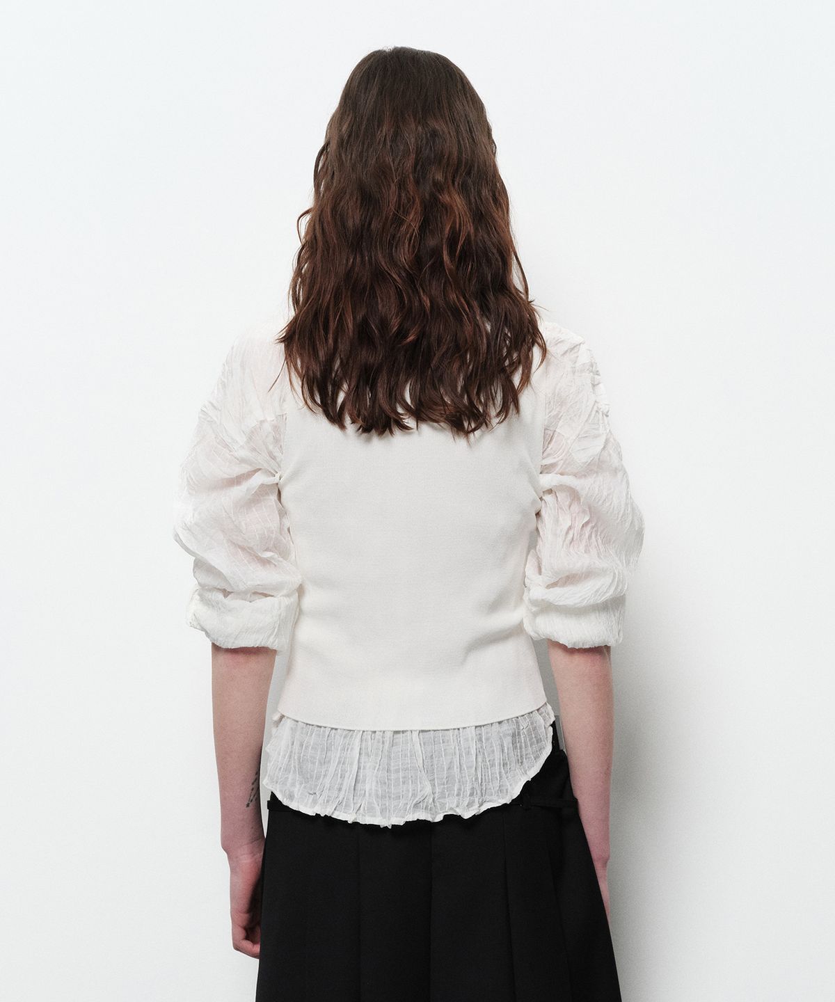 다이애그널(DIAGONAL) FLOWER BUTTON KNIT VEST (ivory)