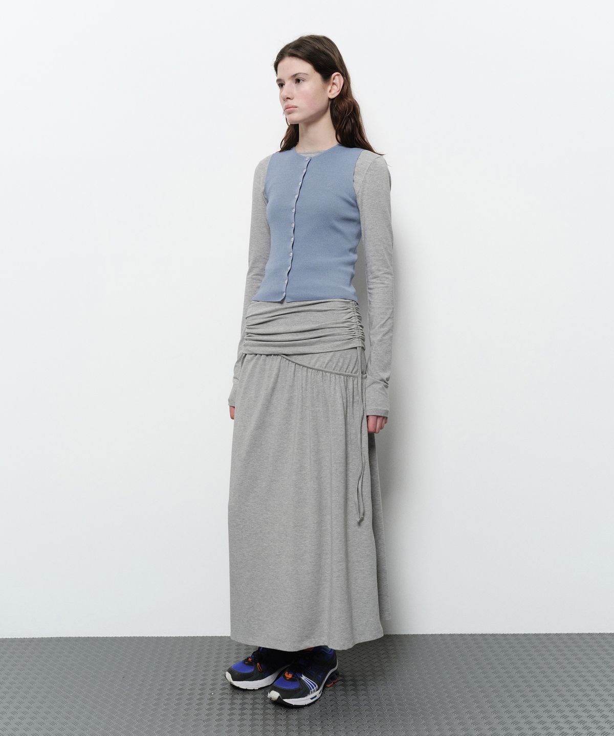 다이애그널(DIAGONAL) FLOWER BUTTON KNIT VEST (blue)
