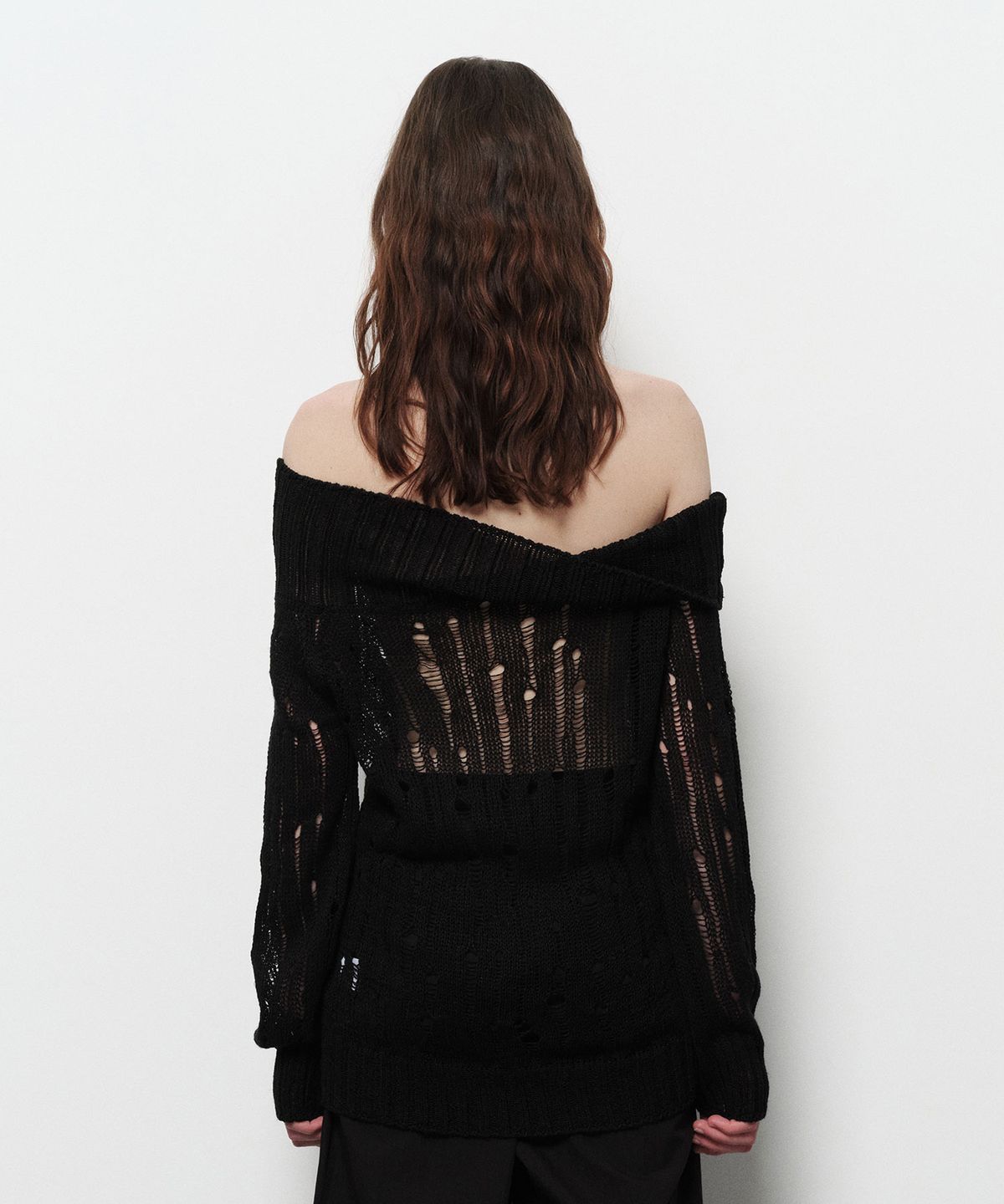 다이애그널(DIAGONAL) OFF SHOULDER DAMAGE KNIT (black)