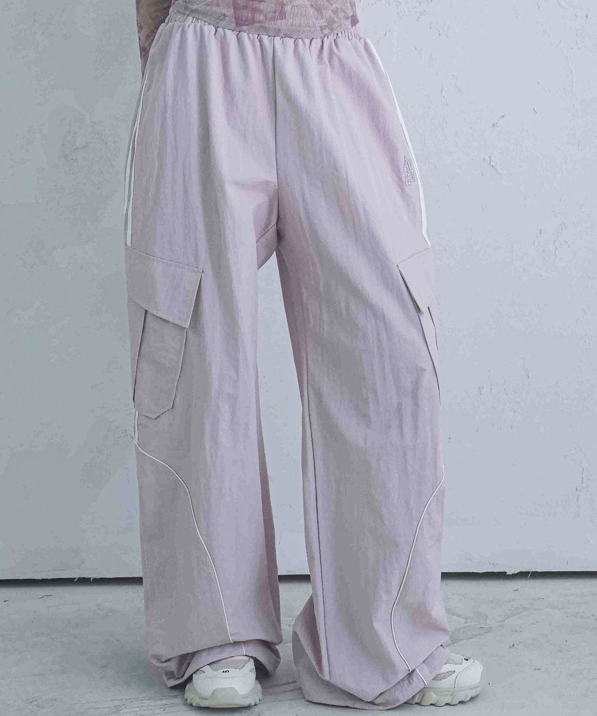 어반드레스(AVANDRESS) Stitch Track Nylon Pants - 4COL