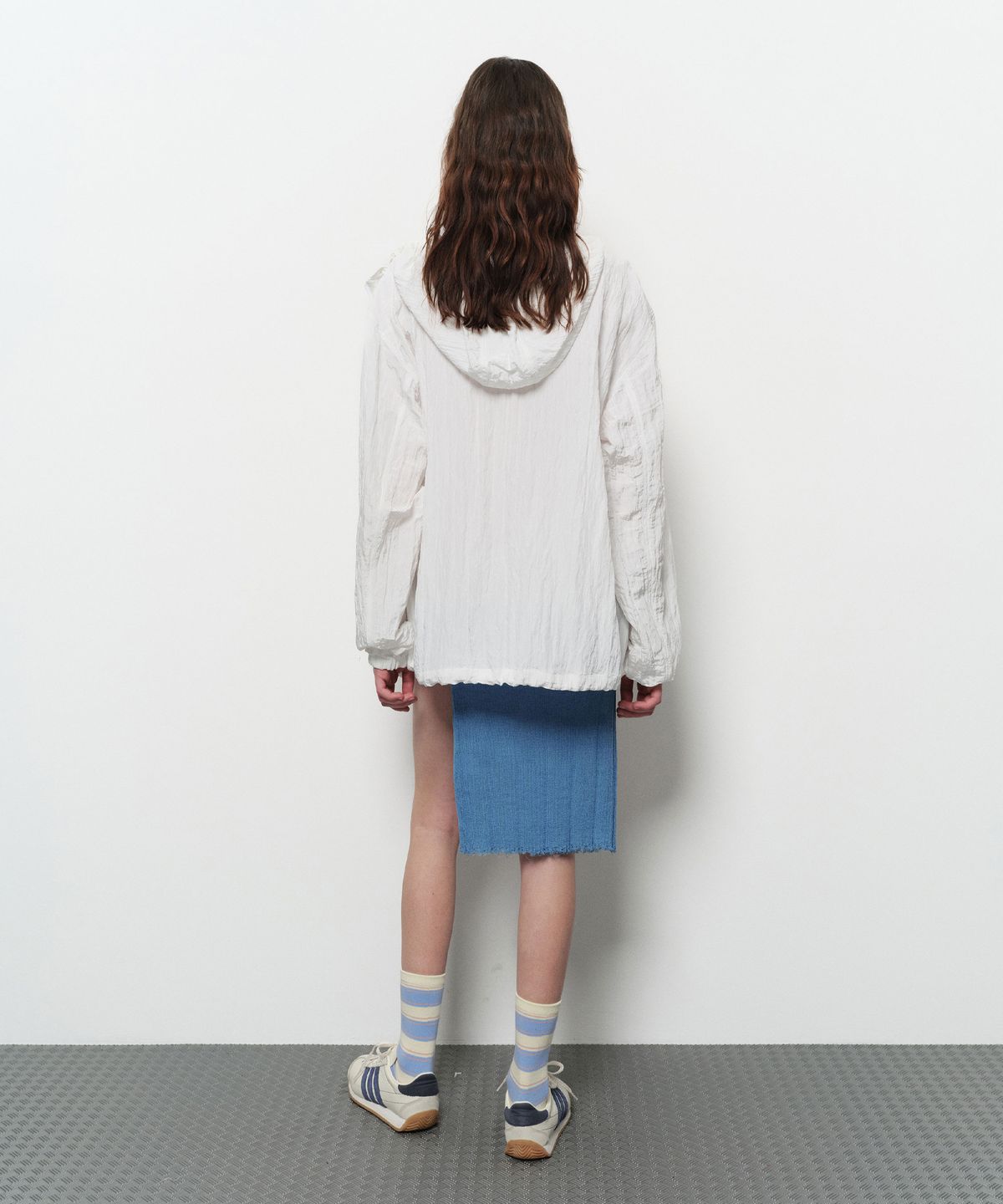 다이애그널(DIAGONAL) CREASE HOODIE ZIP UP (white)