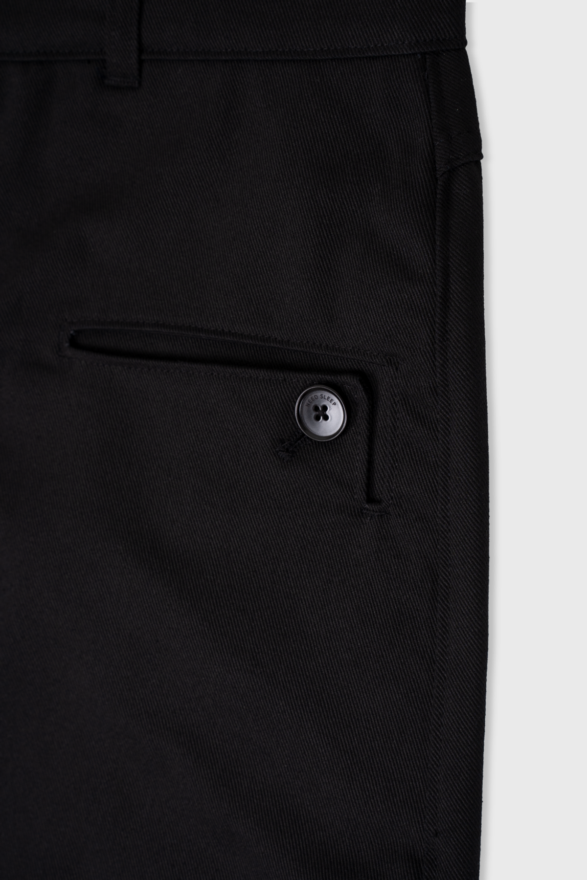 니드슬립(NEED SLEEP) curved button pants [black]