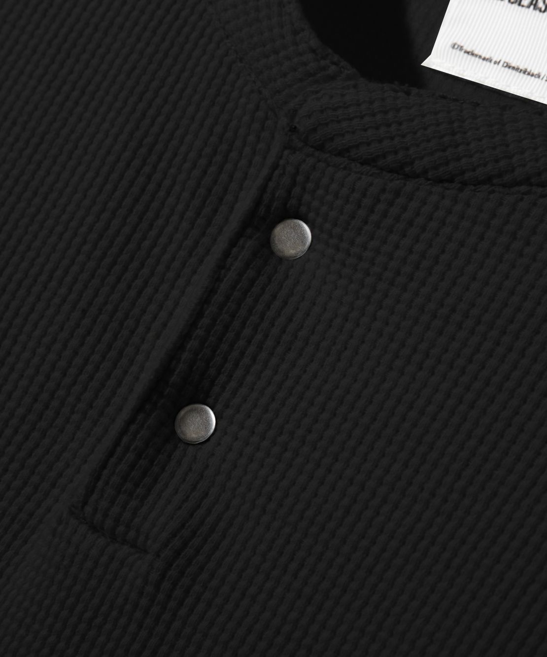 MUSINSA | DIMITRI BLACK ASI Essential Waffle Henley Neck