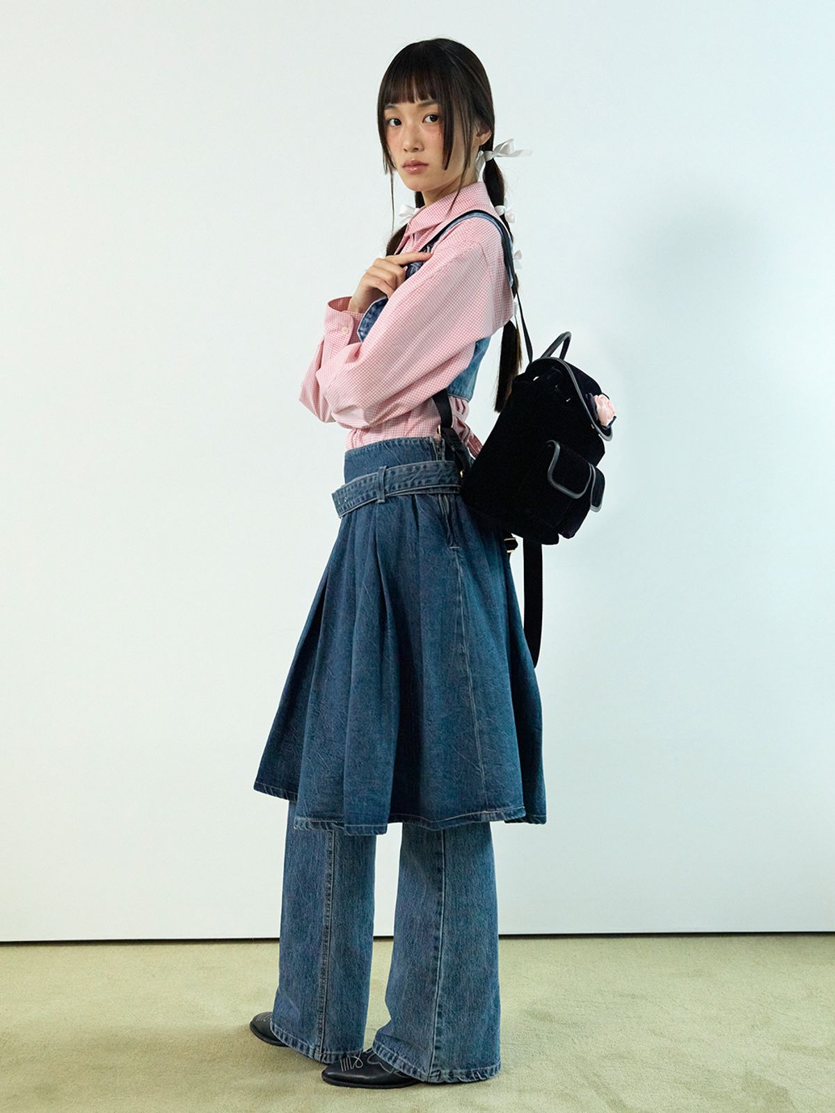 네프네프(NEFNEF) velvet rose corsage backpack_pink