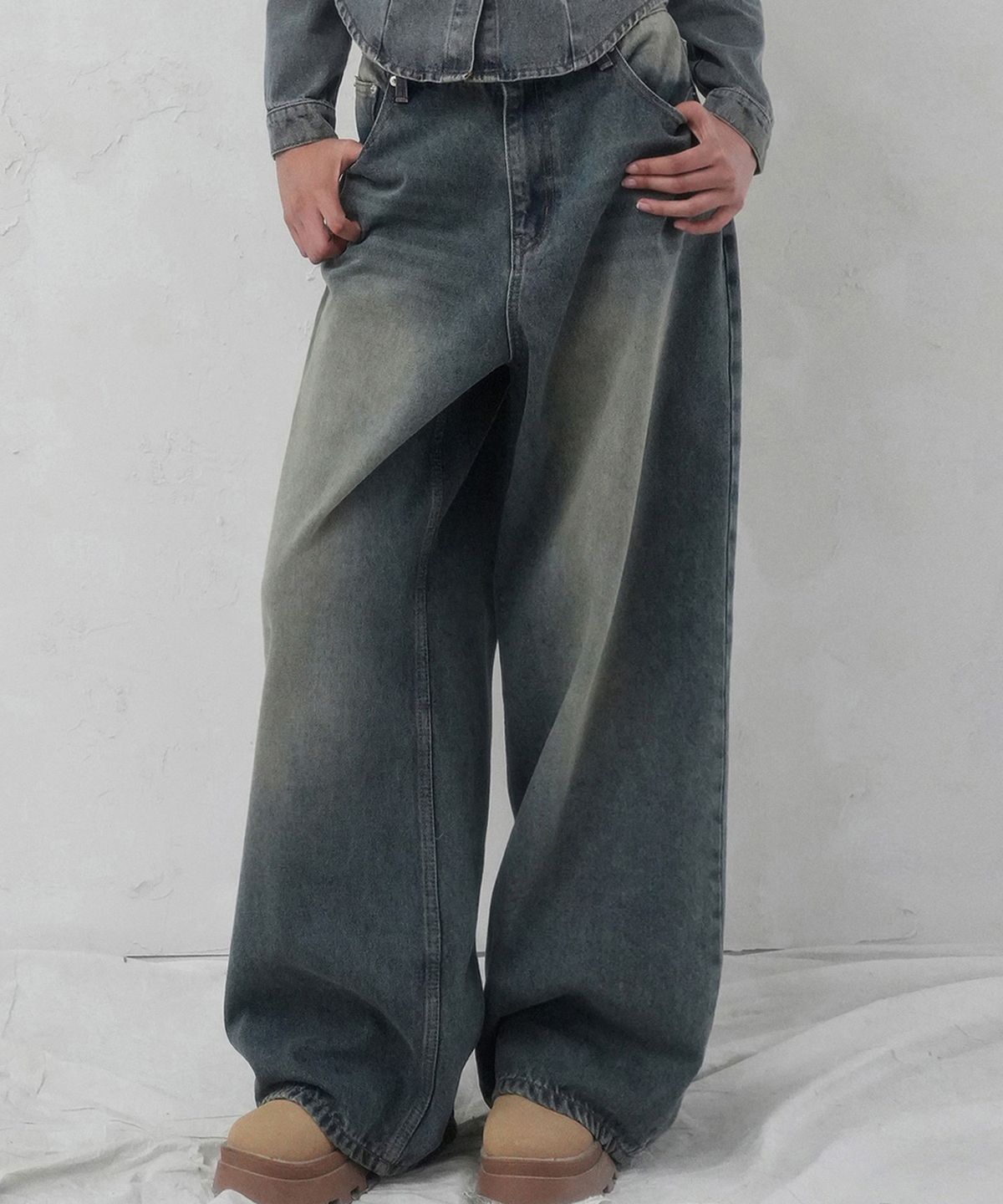 어반드레스(AVANDRESS) Basic Brush Daily Wide Pants DEEP BLUE