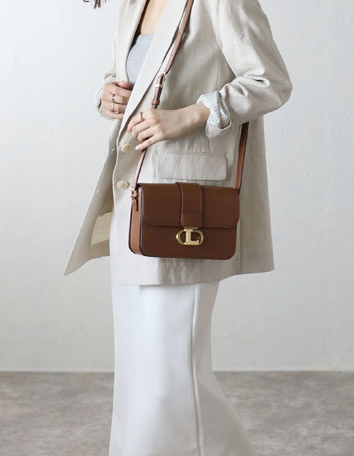 로에카(LOEKA) OBJET FLAP BAG