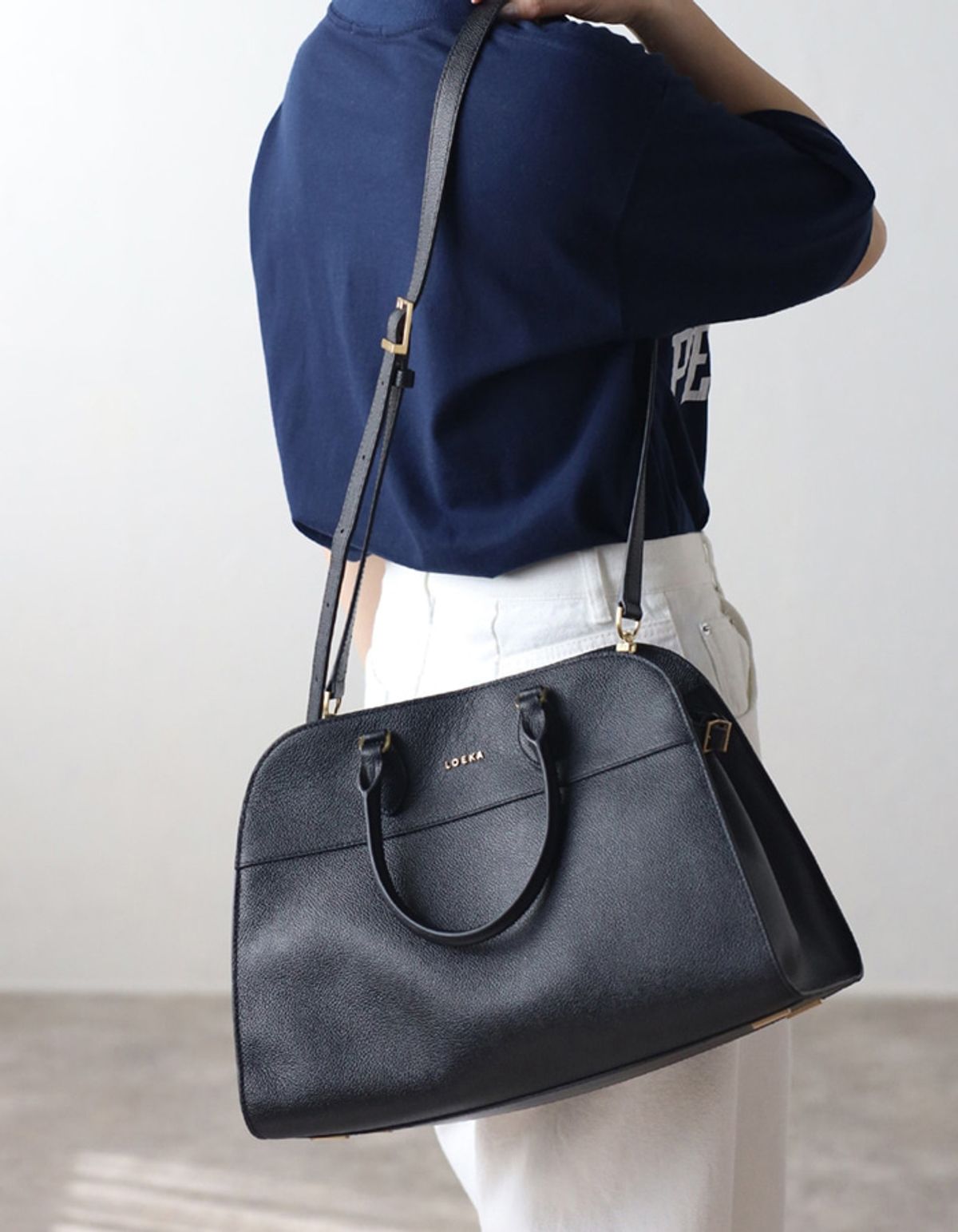 로에카(LOEKA) BELTED BIG TOTE BAG