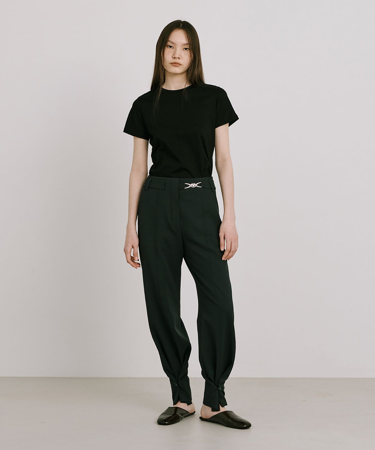 분더캄머(WNDERKAMMER) Bijou Embellishment Tunnel Pants_Dark Navy (비쥬 장식 터널팬츠_다크네이비)