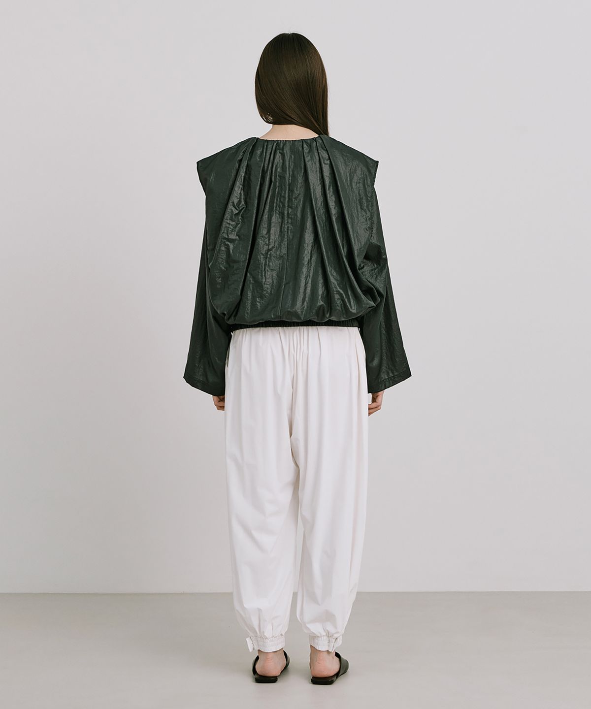 분더캄머(WNDERKAMMER) Shirred Moon Jar Jumper_Black (주름달항아리 점퍼_블랙)