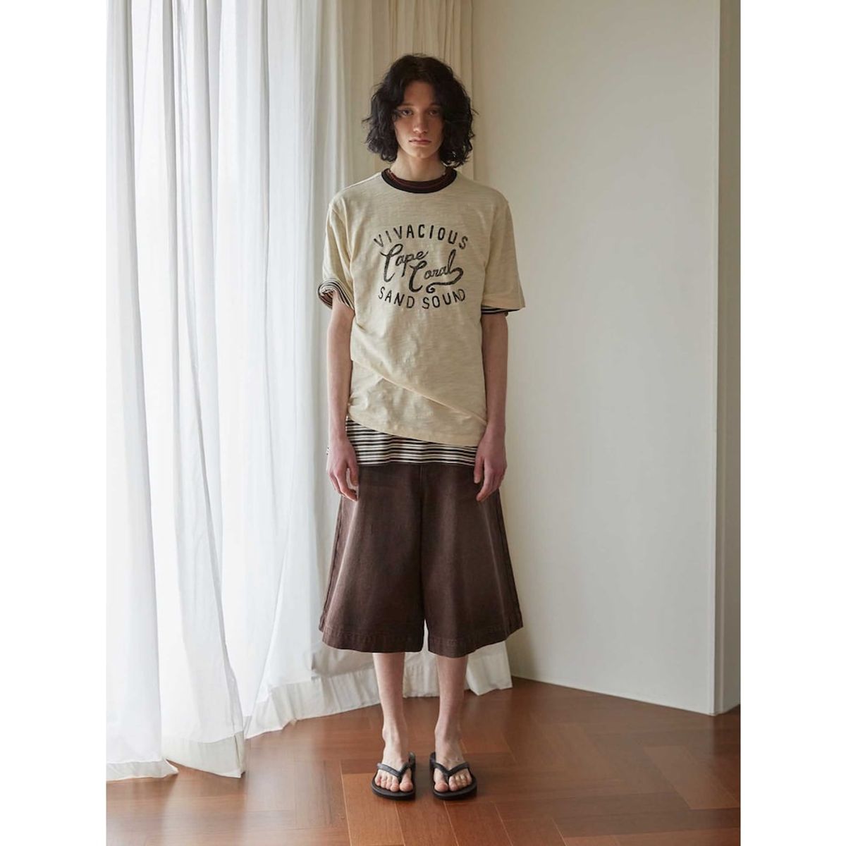 샌드 사운드(SAND SOUND) (UNISEX) 워시드 컬러 데님 버뮤다 숏츠  브라운
