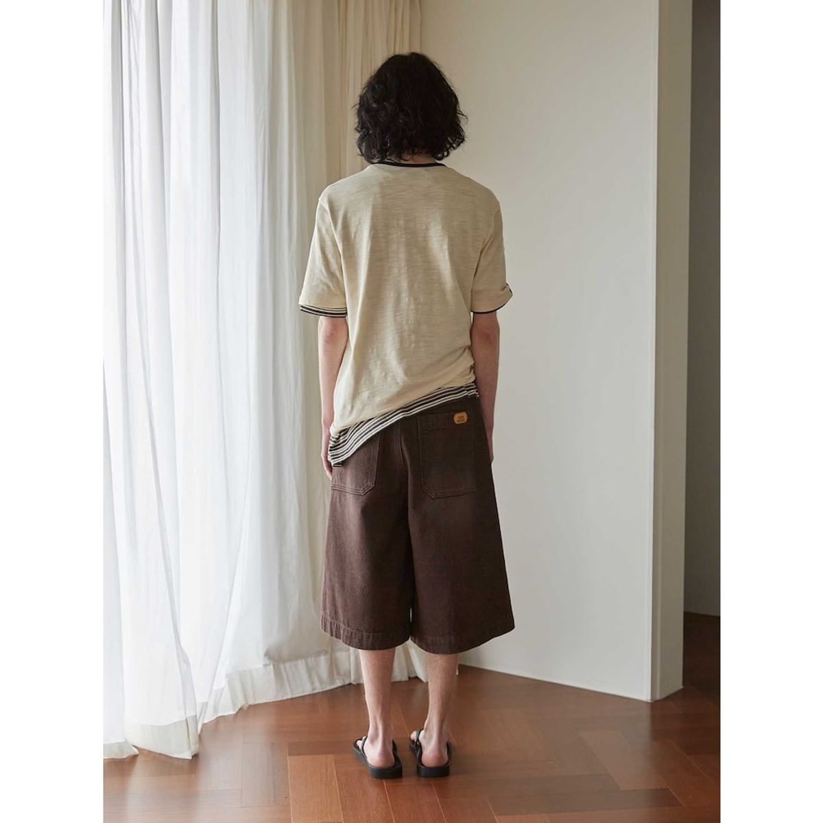 샌드 사운드(SAND SOUND) (UNISEX) 워시드 컬러 데님 버뮤다 숏츠  브라운