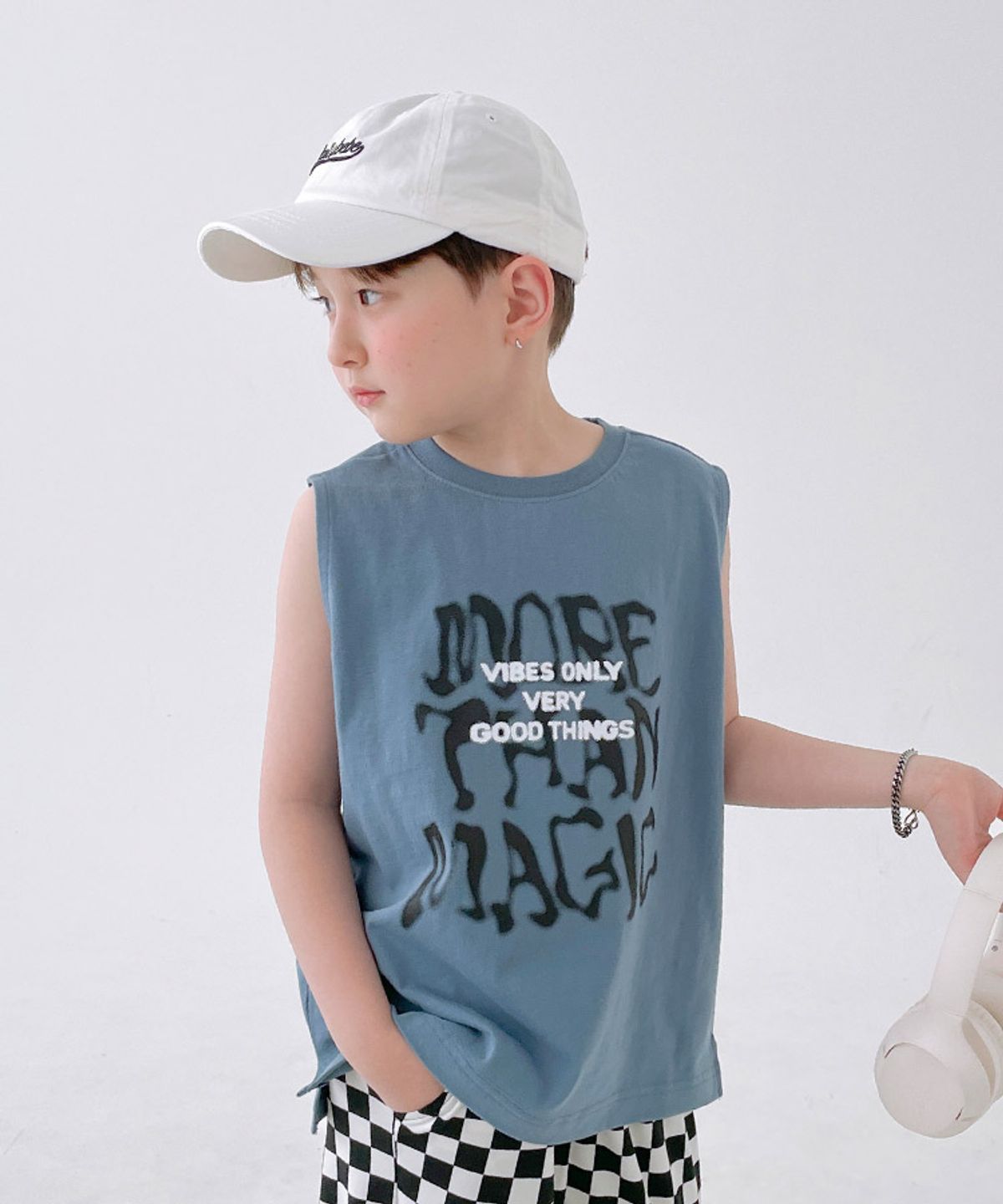 베리클로젯(BERRYCLOSET) 고스트 레터링 나시