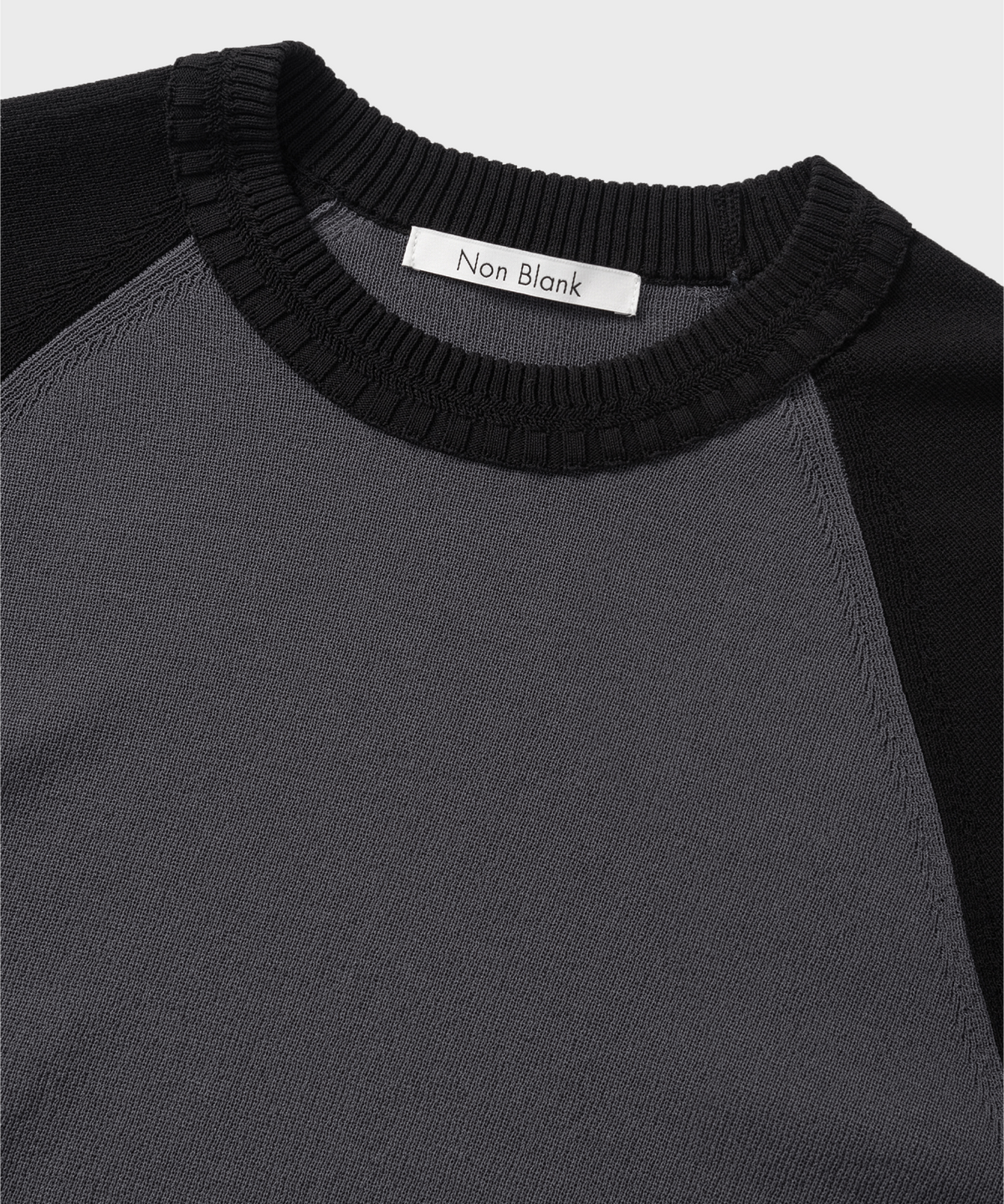 넌블랭크(NONBLANK) 래글런 HS 니트_DARK GREY/BLACK