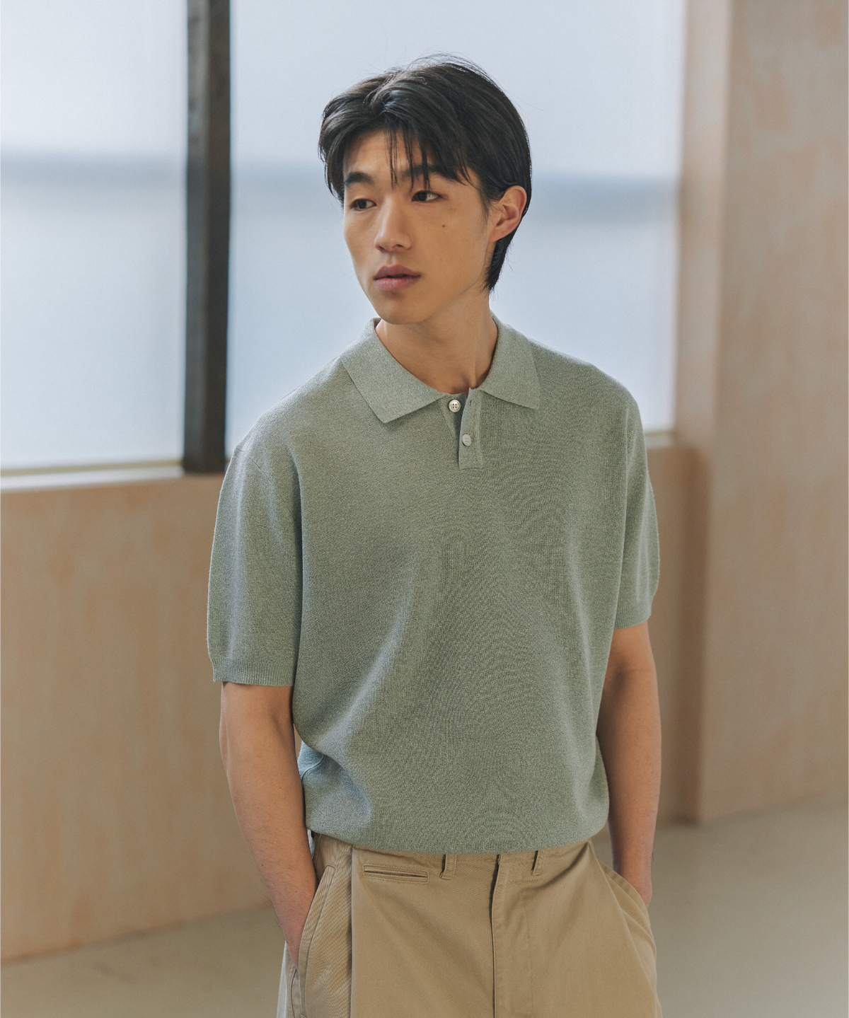 넌블랭크(NONBLANK) 린넨 쿨터치 칼라 니트_LIGHT GREEN