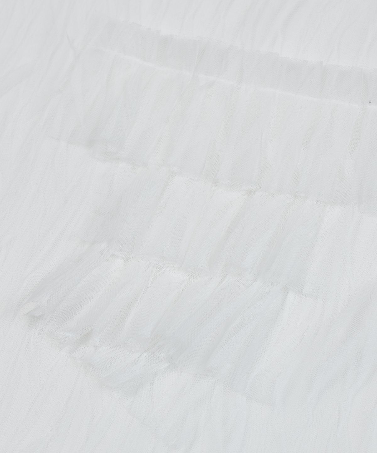 타입서비스(TYPESERVICE) Mesh Ruffled Trim Sleeveless Top [White]