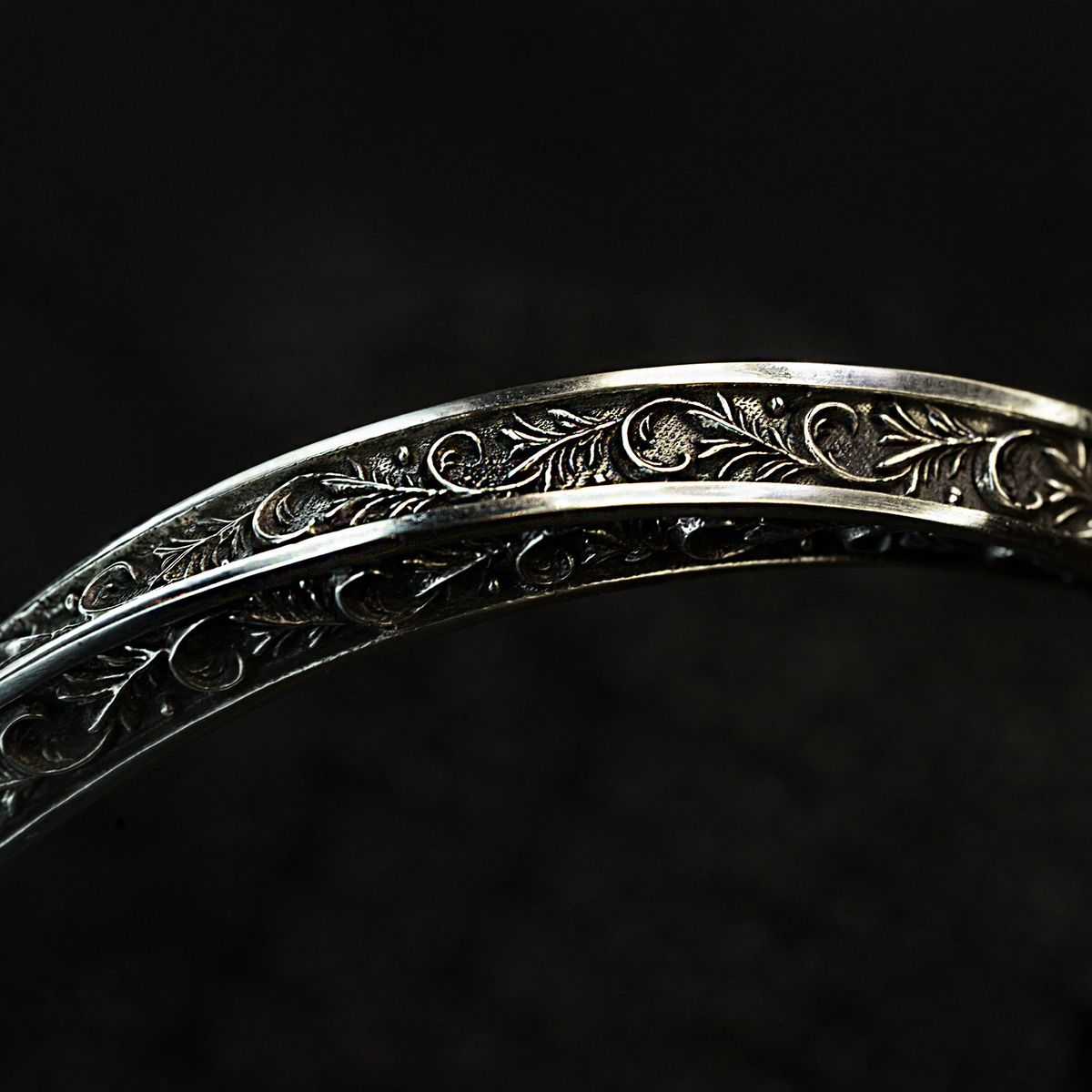 패스 미 바이(PASS ME BY) Infinity Bangle