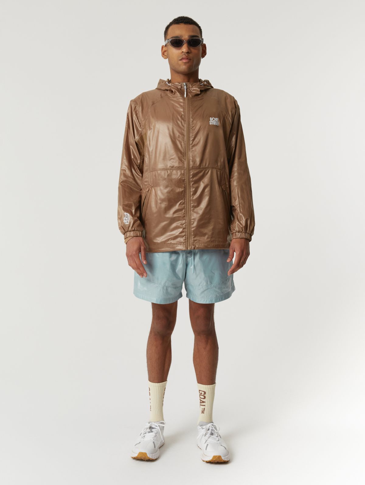 골스튜디오(GOALSTUDIO) GLOSSY HOODED LIGHTWEIGHT JACKET-BROWN