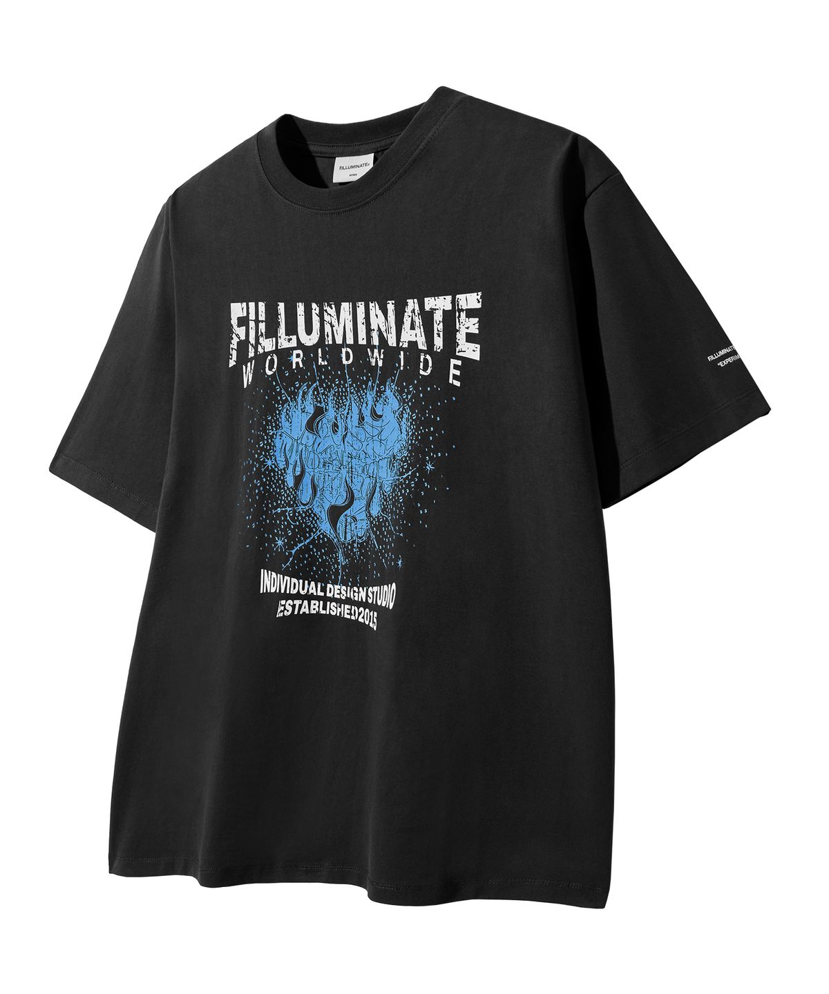 필루미네이트(FILLUMINATE) 버닝 하트 티셔츠-블랙