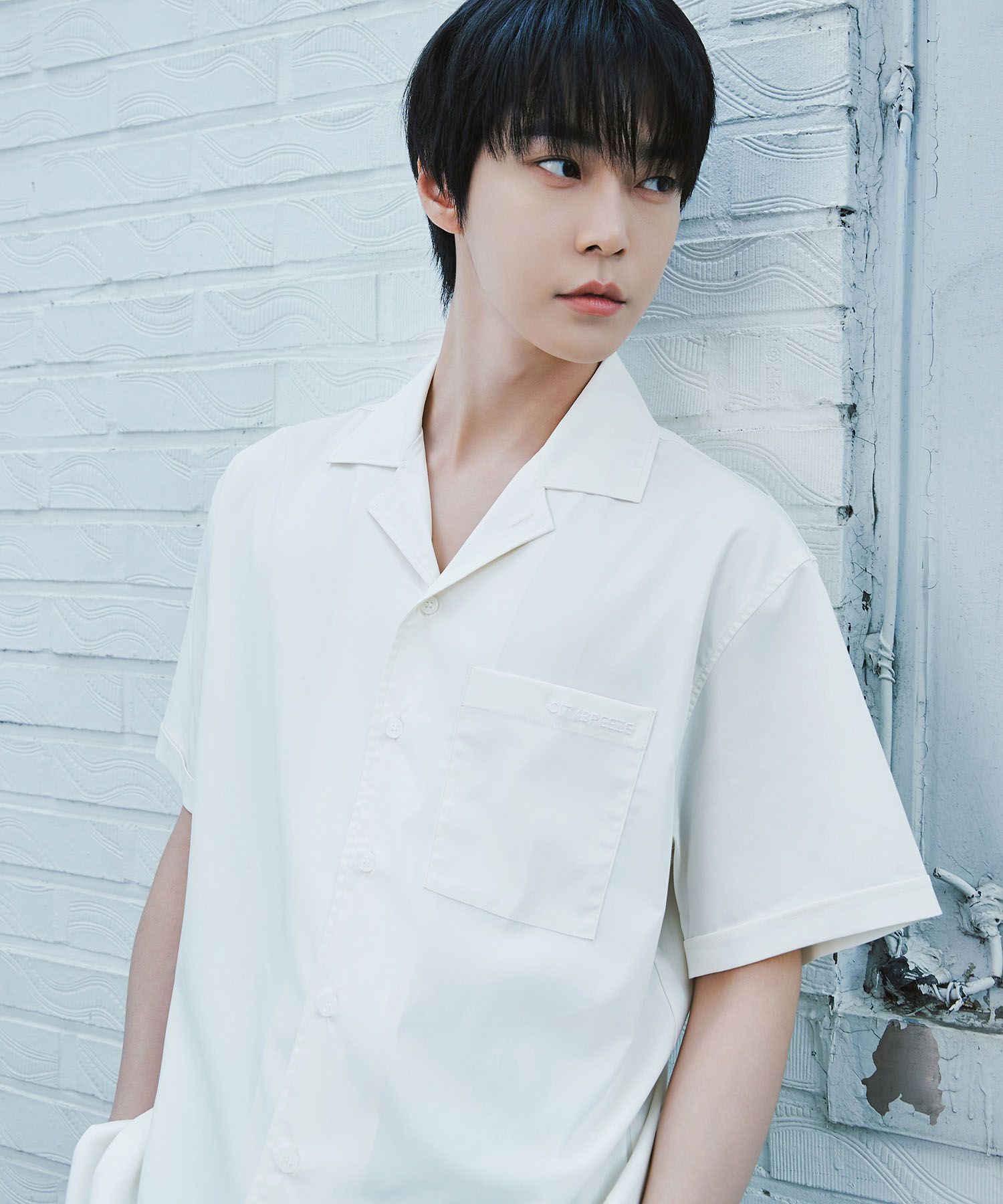 [CITYBREEZE]UNISEX●WRINKLE FREE OVERSIZED HALF SLEEVE SHIRT MUSINSA | CITYBREEZE WOMAN Wrinkle-free cut line short