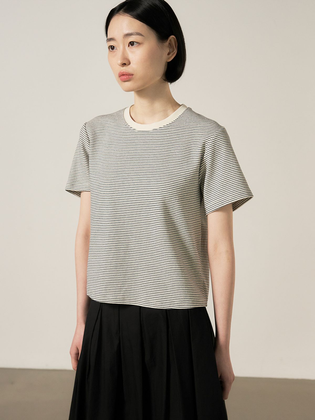 러프사이드 화이트라벨(ROUGH SIDE WHITE LABEL) 24SS Soft Stripe 1/2 T-Shirt Marshmallow