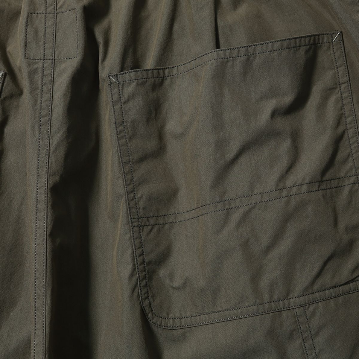 모이프(MOIF) [SS25] OVER WORK SHORTS / LIGHT OLIVE