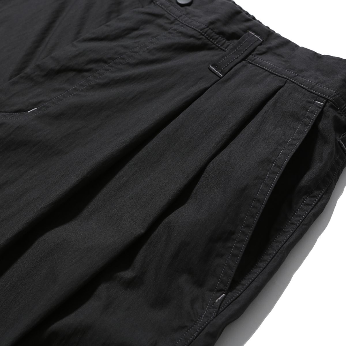모이프(MOIF) [SS25] OVER WORK SHORTS / CHARCOAL