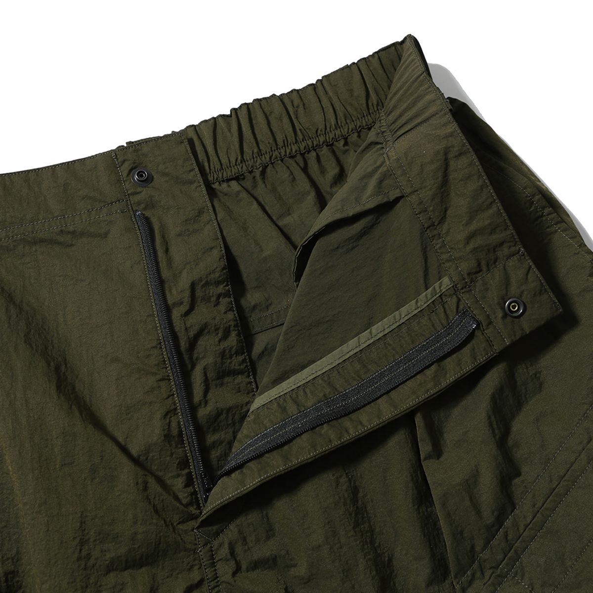 모이프(MOIF) [SS25] PCS COMBAT SHORTS / ARMY GREEN