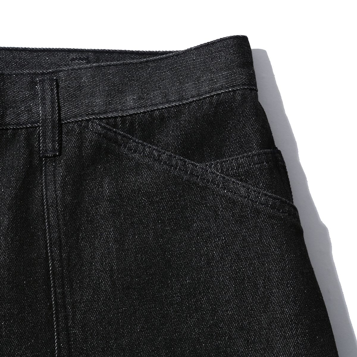 모이프(MOIF) [SS25] WIDE M35 SHORTS / BLACK DENIM