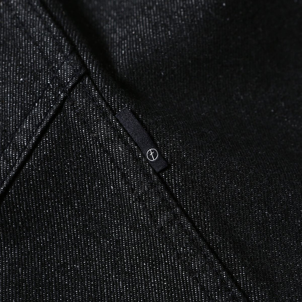 모이프(MOIF) [SS25] WIDE M35 SHORTS / BLACK DENIM