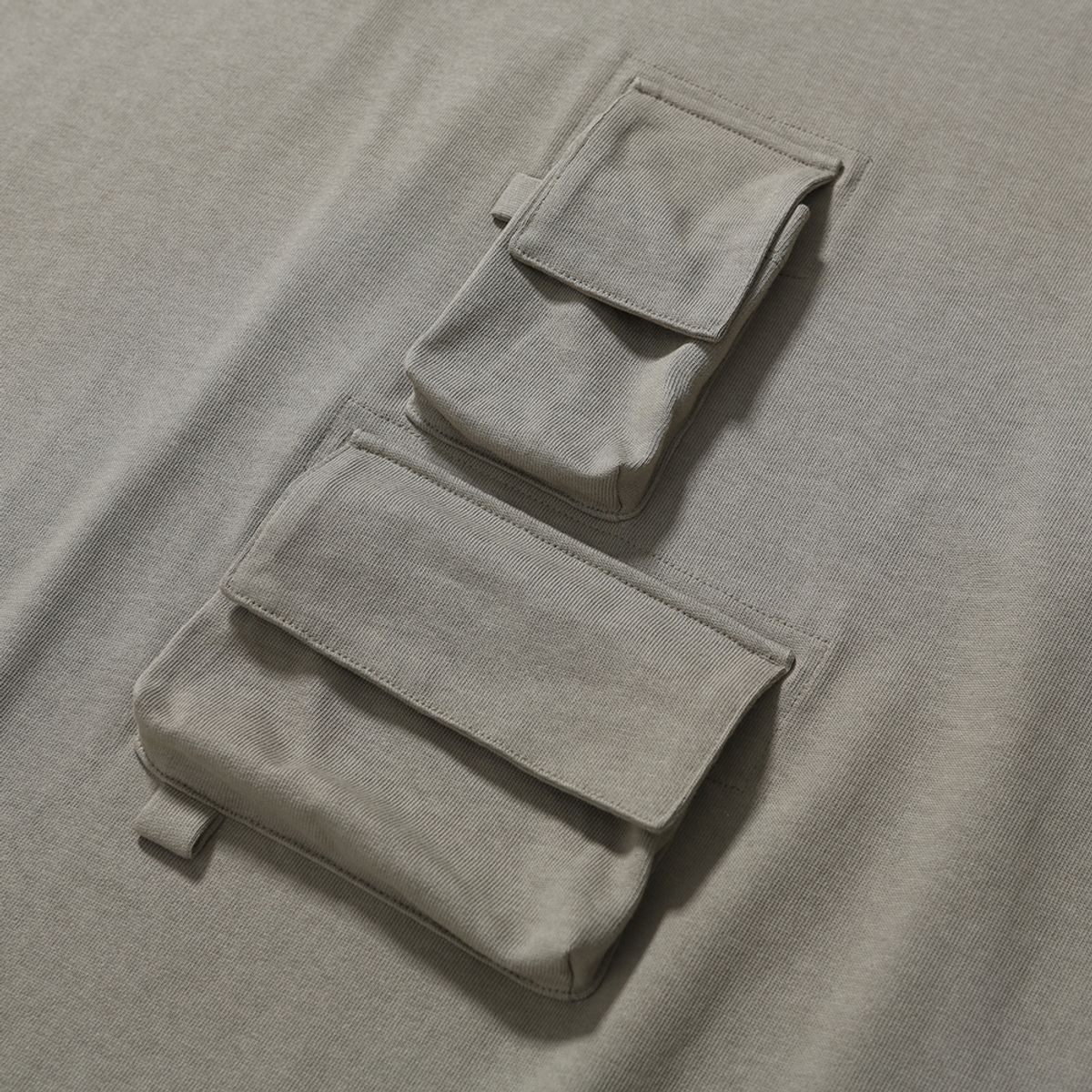 모이프(MOIF) [SS25] MAGAZINE POCKET H/S TEE / FOLIAGE GREEN